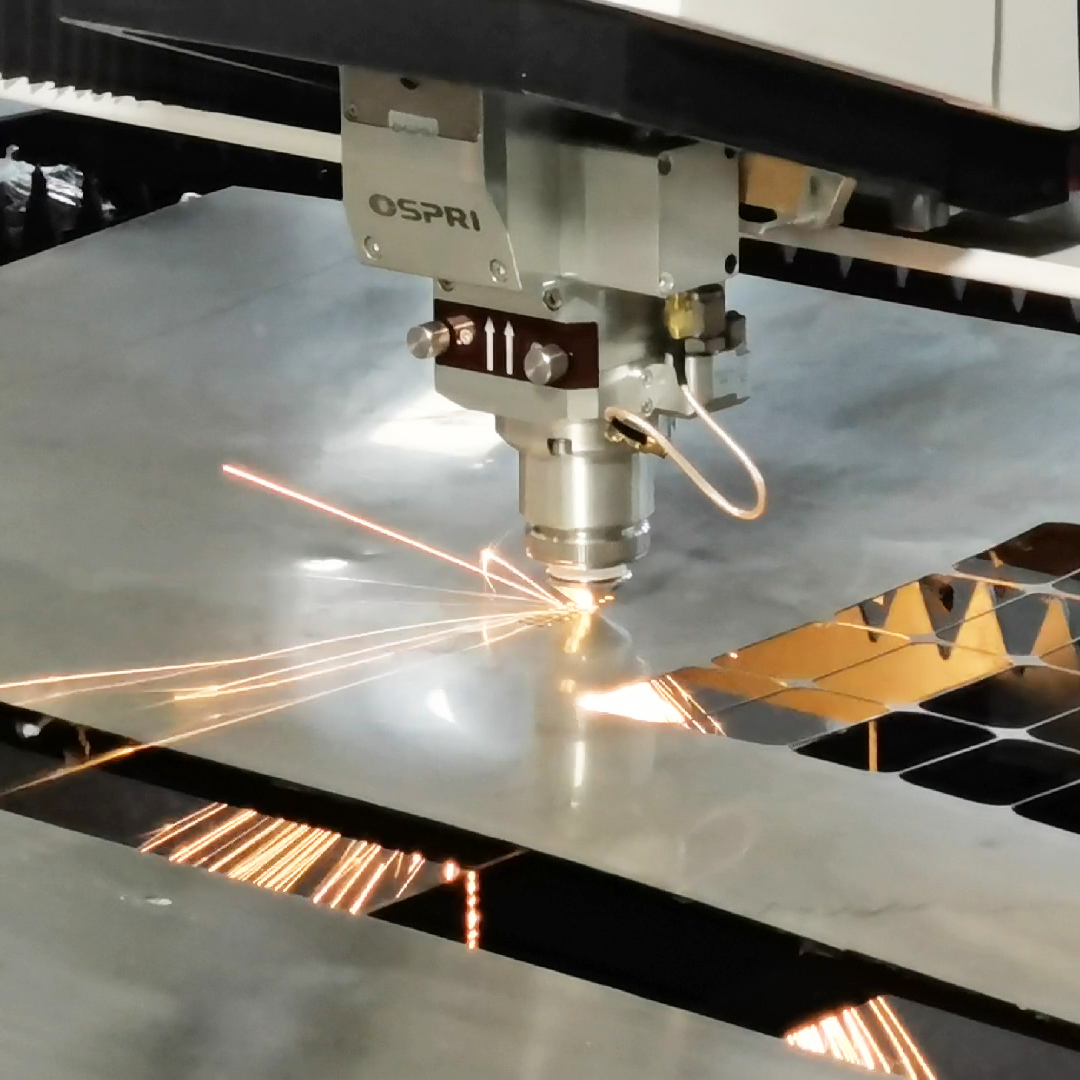 2000W Laser Cutting Machine Bi - Fiber Laser Cutting Machine review and price